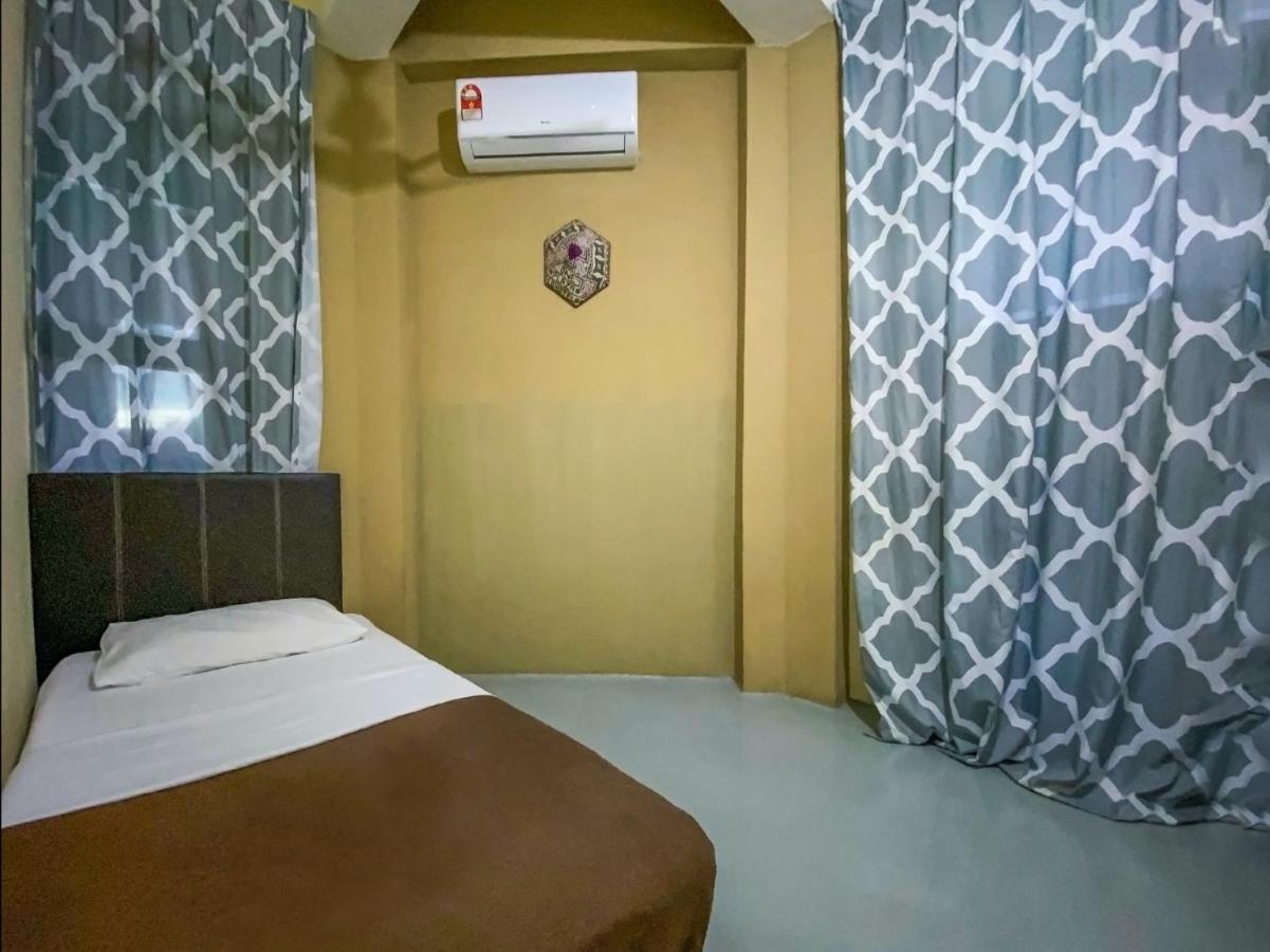 SPOT ON 90042 One Plaza Eco Hotel Keningau Exterior foto